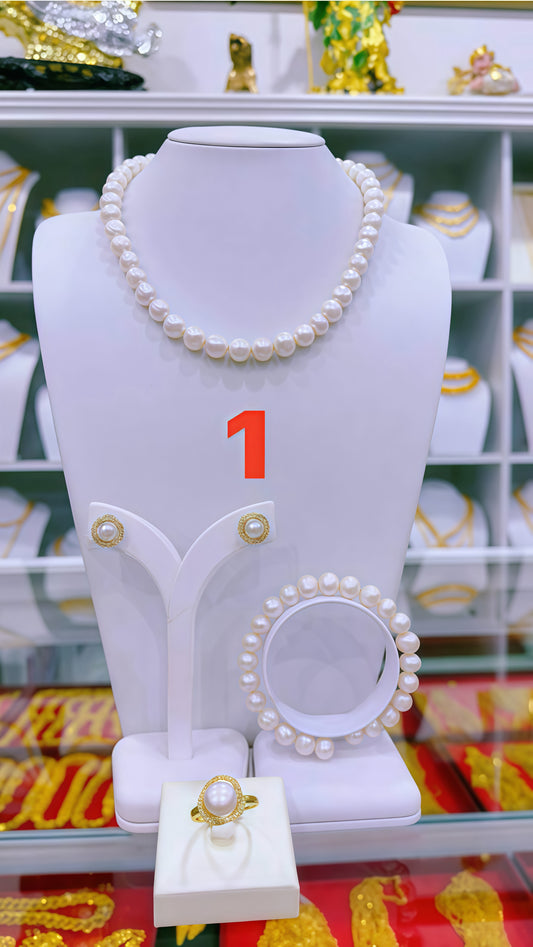 Freshwater Pearls Set
